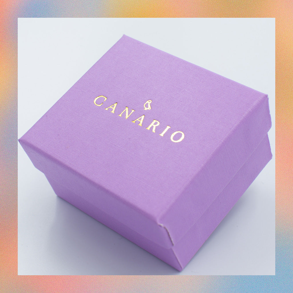 Broquel chispa mini blanca (1pz o par) | Oro 10k | Canario Shop